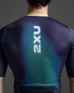 Aero Hex Tri Sleeved Top