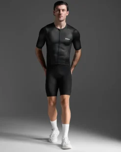 Aero Hex Tri Sleeved Top