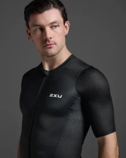 Aero Hex Tri Sleeved Top