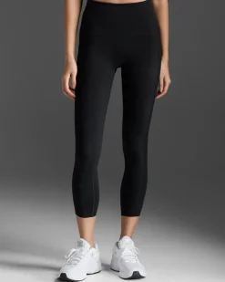 Form Stash Hi-Rise Compression 7/8 Tights with Pockets
