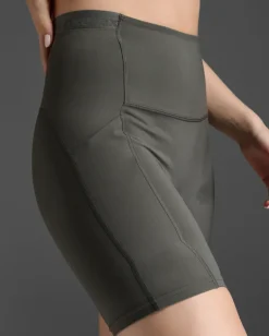 Form Stash Hi-Rise 6" Bike Short with Pockets