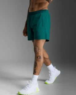 Motion 5.5 Inch Shorts